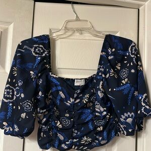Crop top with puffy sleeves from Sienna Sky